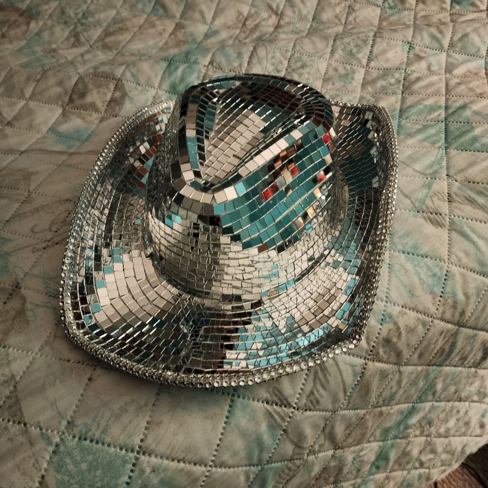 Disco hat